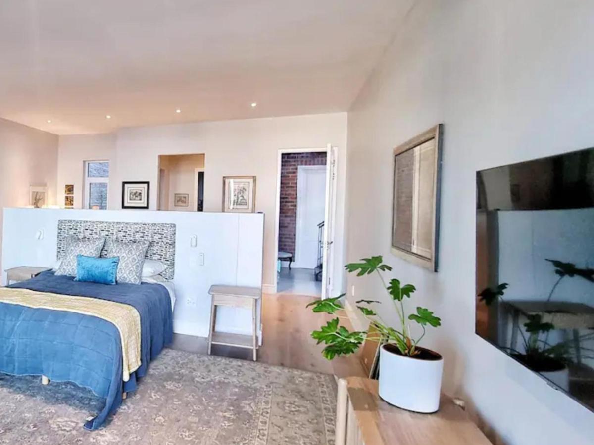 The Dragon Tree Guesthouse Kalk Bay Exterior photo